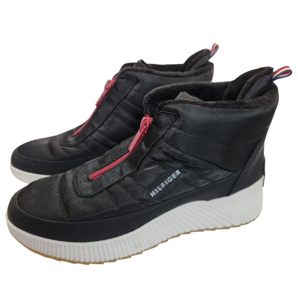 Tommy Hilfiger Women's Size 6 M Jipsun Cold Weather Booties Zip Up Closure